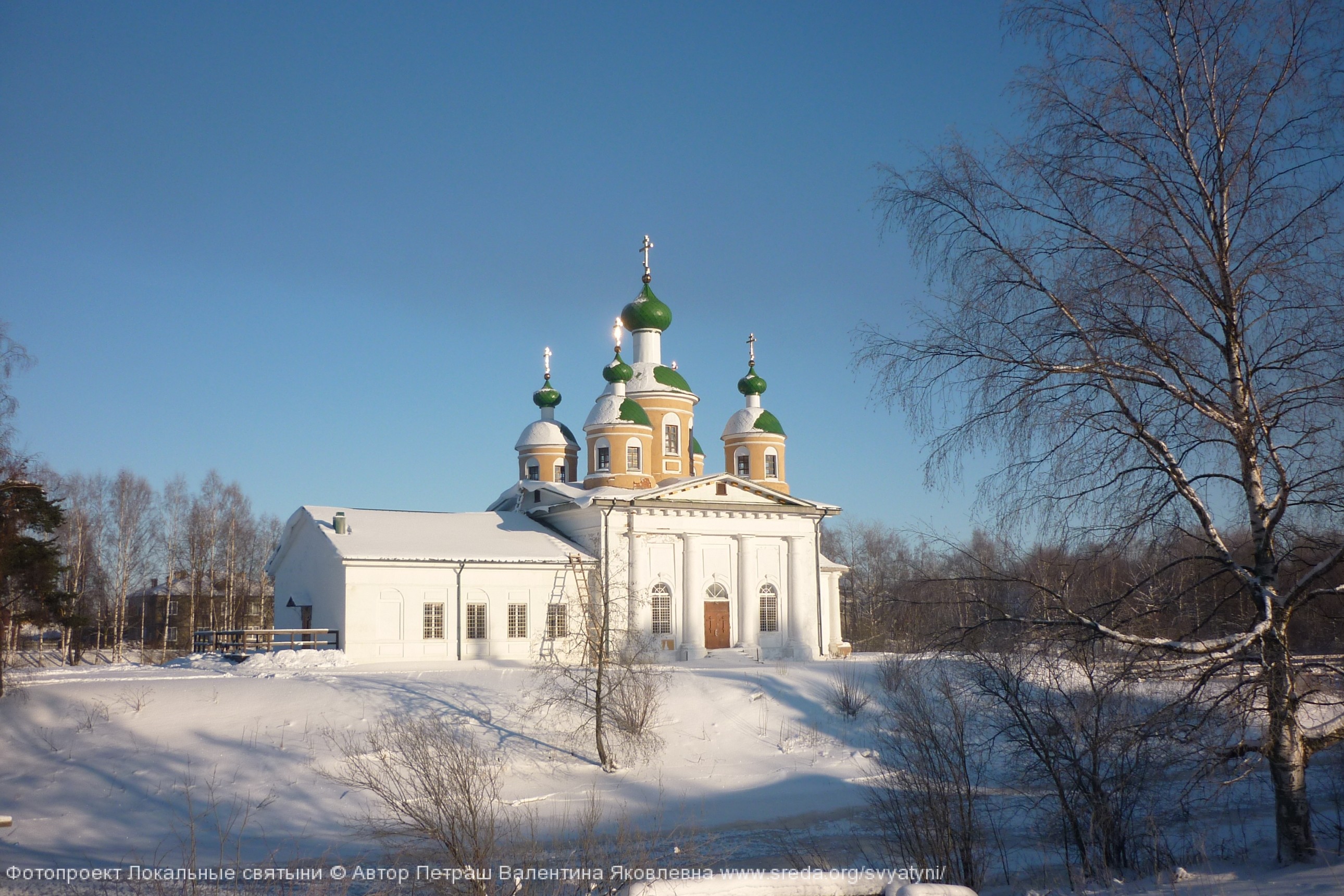 Смоленский собор на острове Мариам