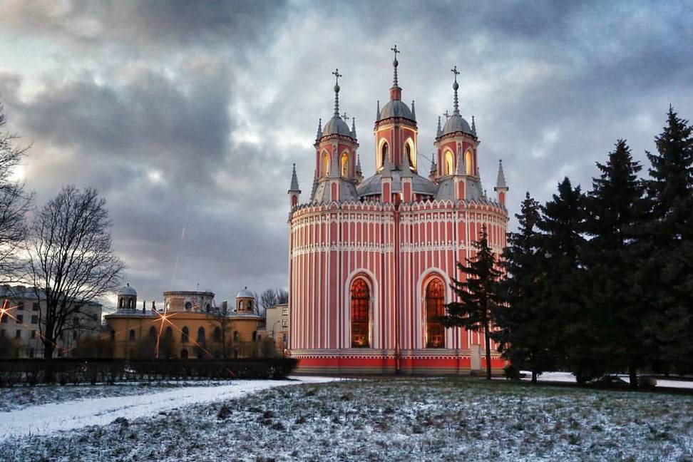 Чесменская Церковь неоготический стиль